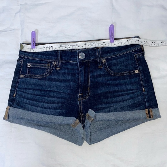 Women’s American Eagle dark blue super stretch roll up hem Jean shorts size 4 - Picture 14 of 16